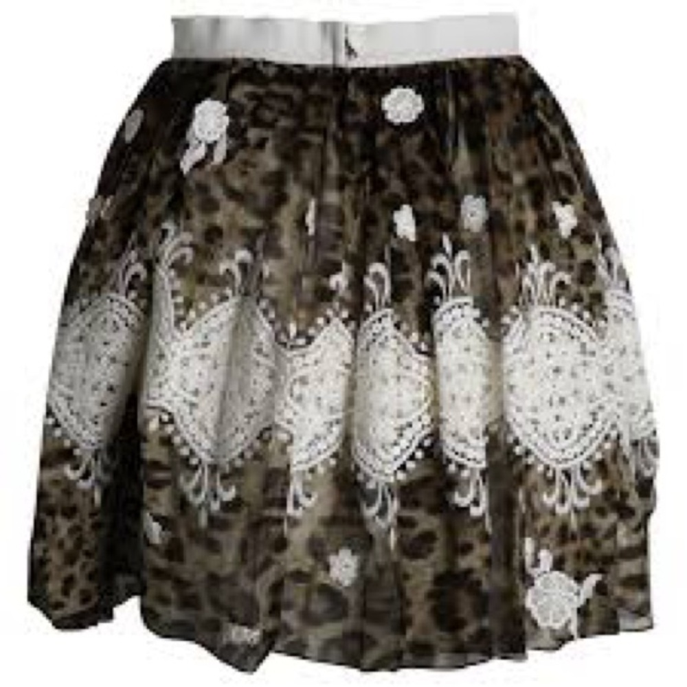 D&G Brown Leopard Mini Skirt with White Embroidery 100% silk size small